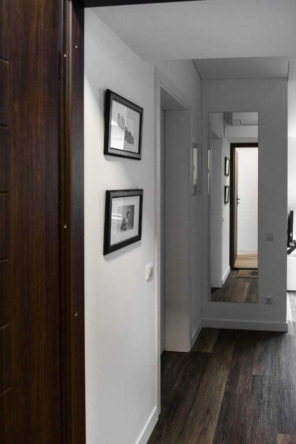 Deluxe Apartments By Hostlovers Kaunas Eksteriør bilde